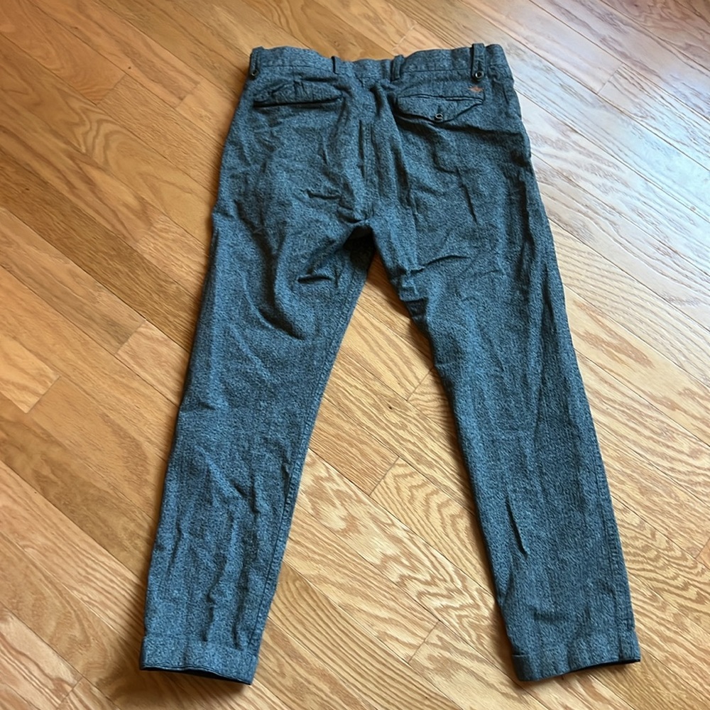 Dockers - Picture 4 of 4